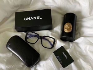 Replica Designer Chanel Women Anti-Blue Light Double C Letters Sunglasses